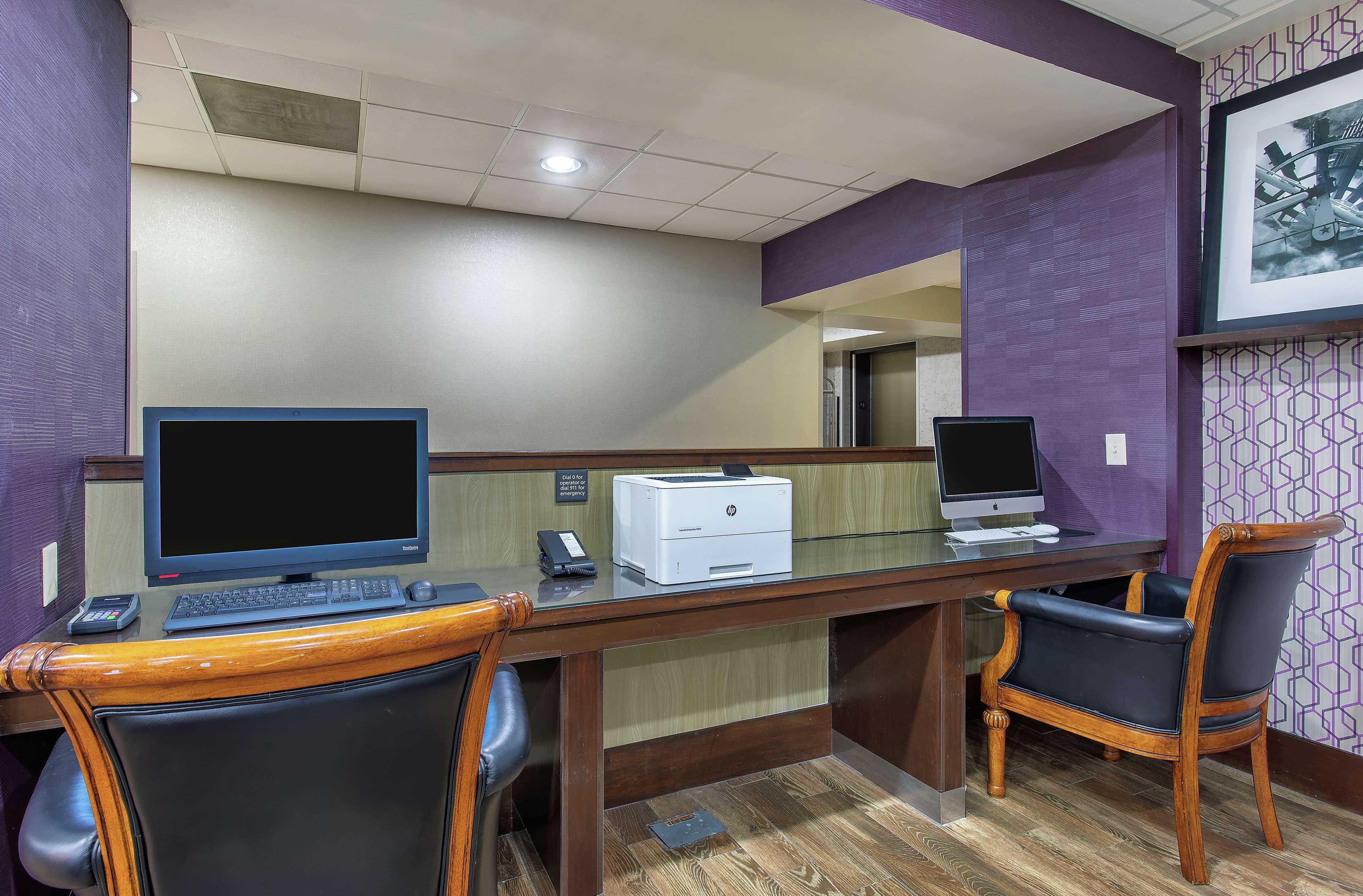 Hampton Inn Cullman Exterior photo