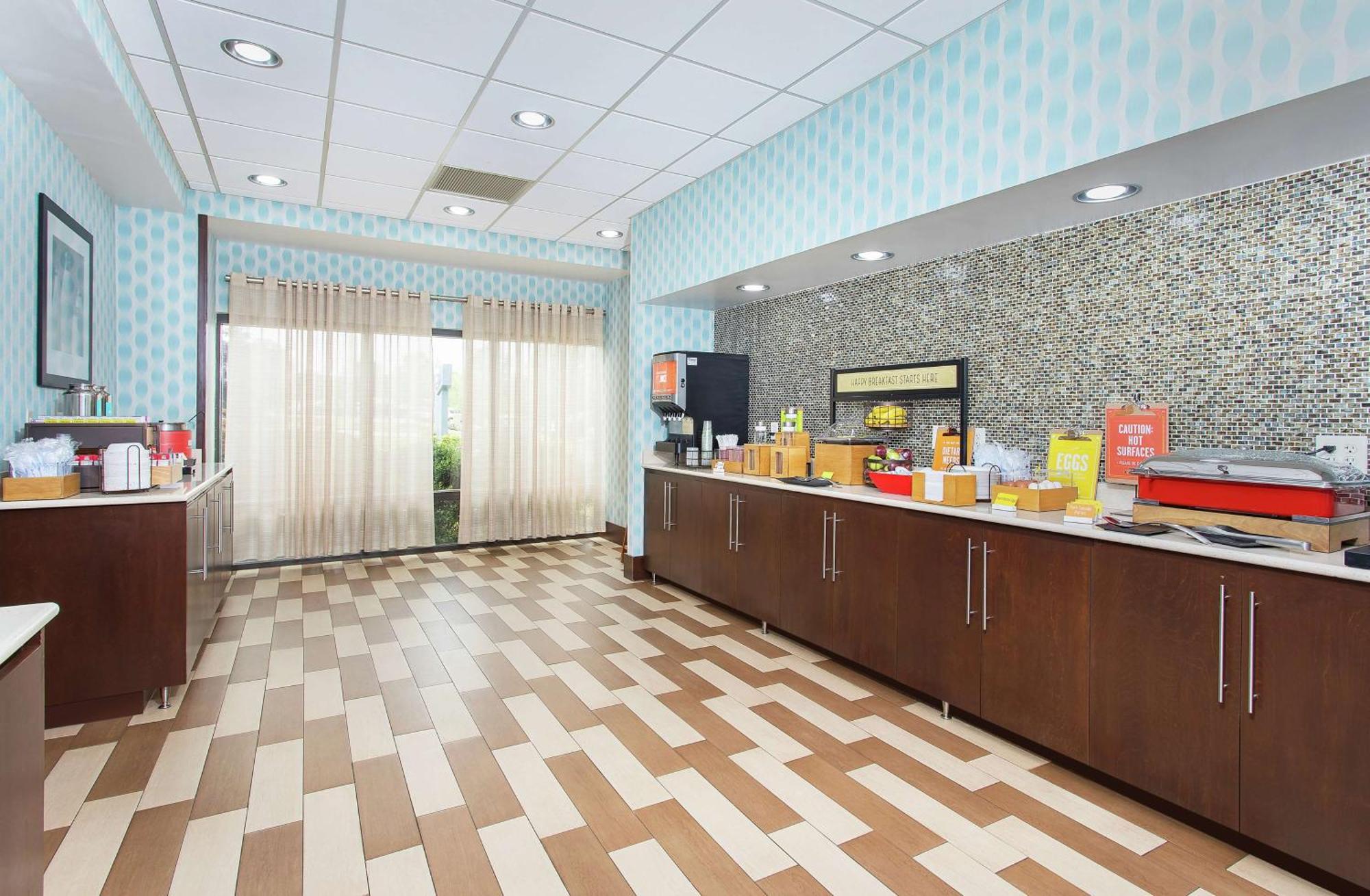 Hampton Inn Cullman Exterior photo